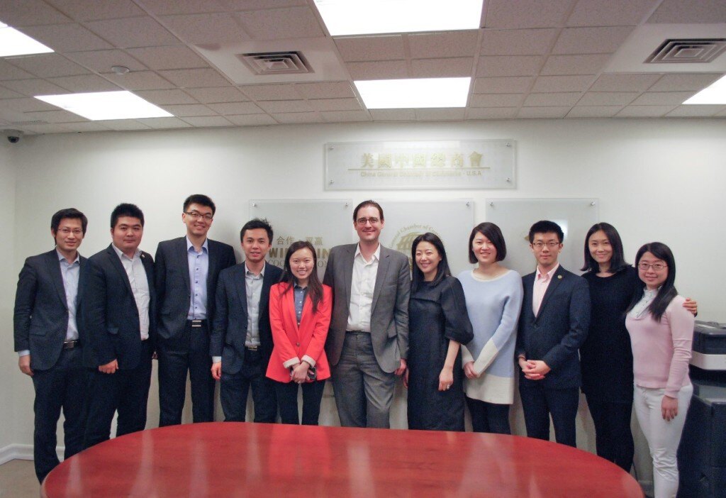 Bloomberg’s Global Director of Economic Research Hosted “Lunch and ...