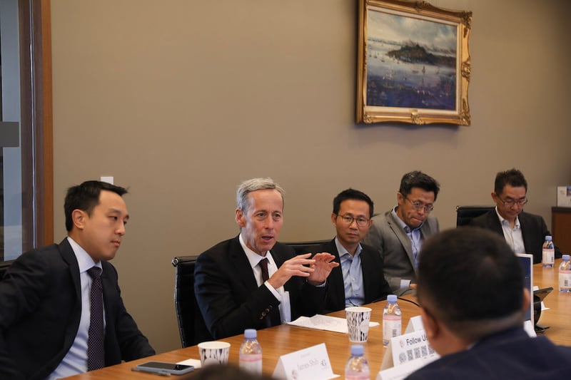 美中贸易全球委员会会长克雷格·艾伦同总商会会员探讨中美投资贸易重要性 featured image