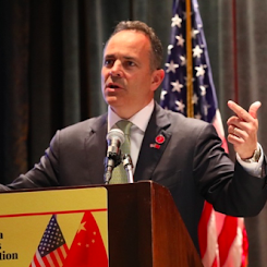 Matt_Bevin_speaker
